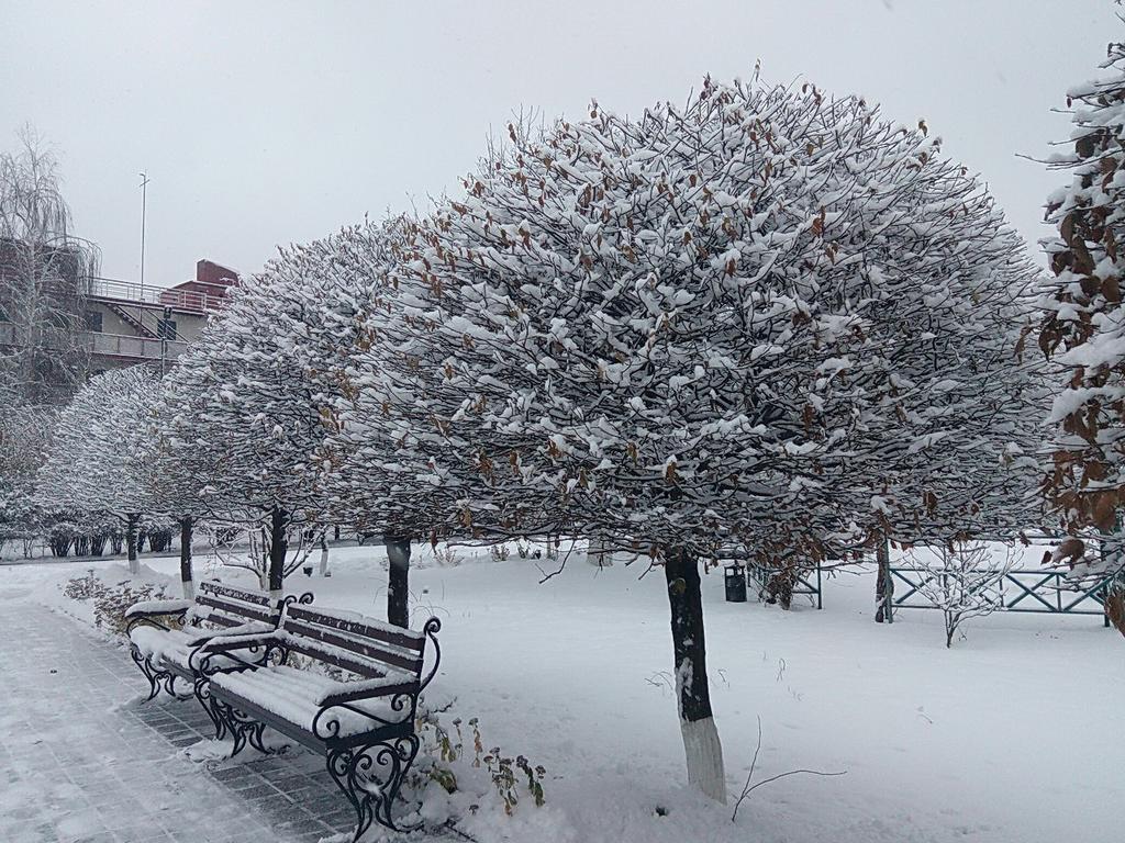 Chervona Kalina Hotel Kijev Kültér fotó