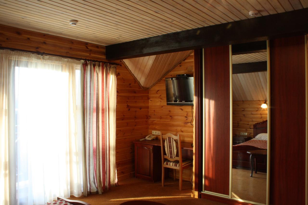 Chervona Kalina Hotel Kijev Kültér fotó