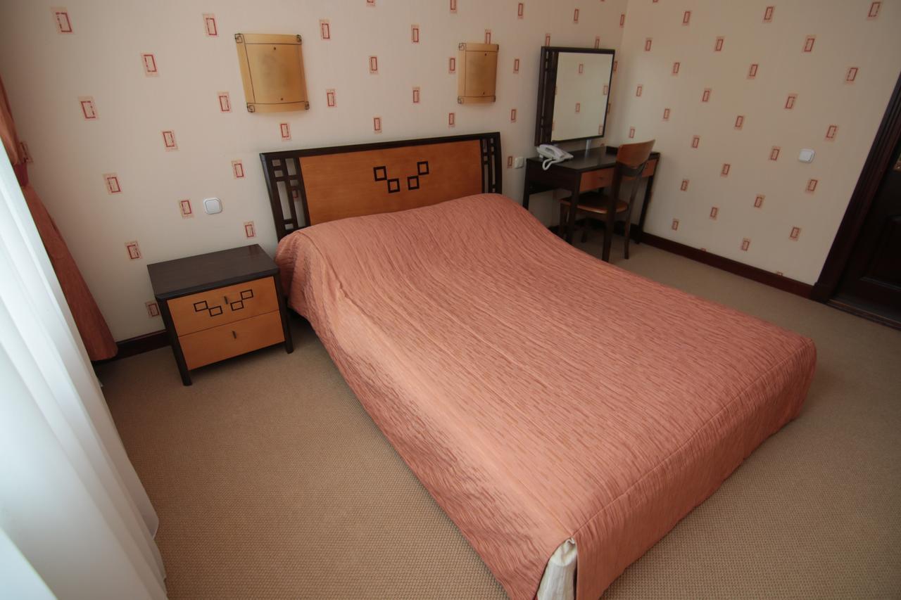 Chervona Kalina Hotel Kijev Kültér fotó