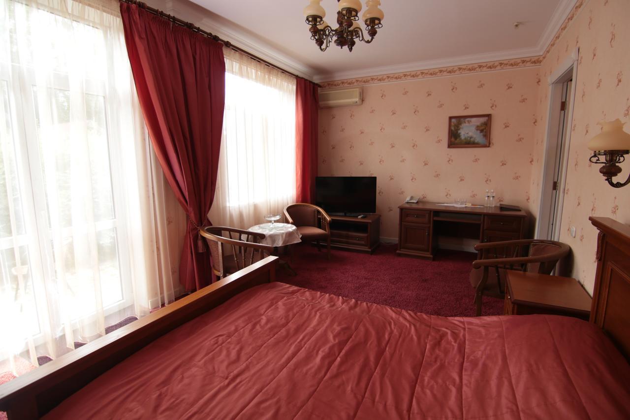 Chervona Kalina Hotel Kijev Kültér fotó