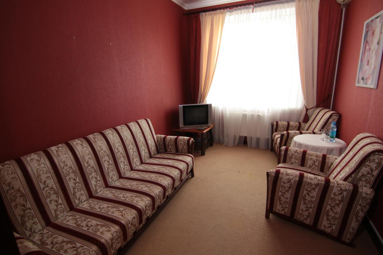 Chervona Kalina Hotel Kijev Kültér fotó