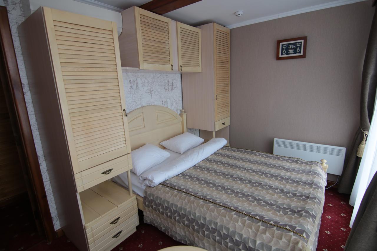 Chervona Kalina Hotel Kijev Kültér fotó