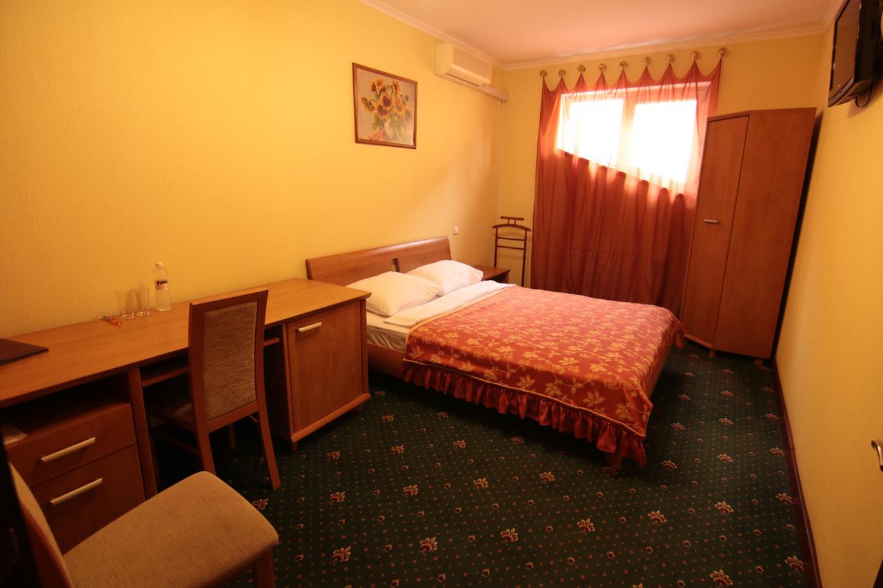 Chervona Kalina Hotel Kijev Kültér fotó